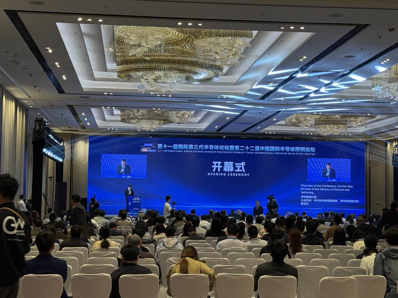 1763525763806456.jpg 4109692670.jpg